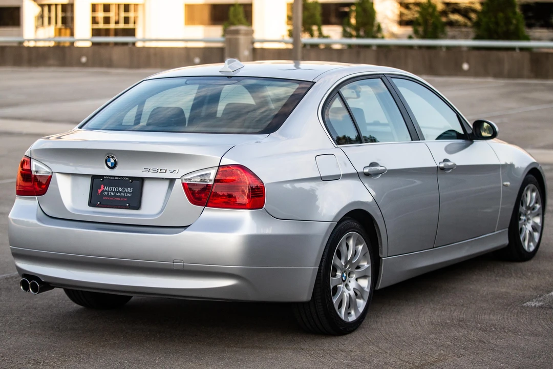 2006 BMW E90 3 Series Sedan - Image 15 of 31