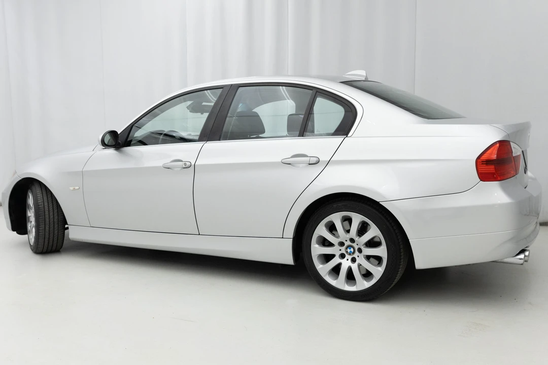 2006 BMW E90 3 Series Sedan - Image 28 of 31
