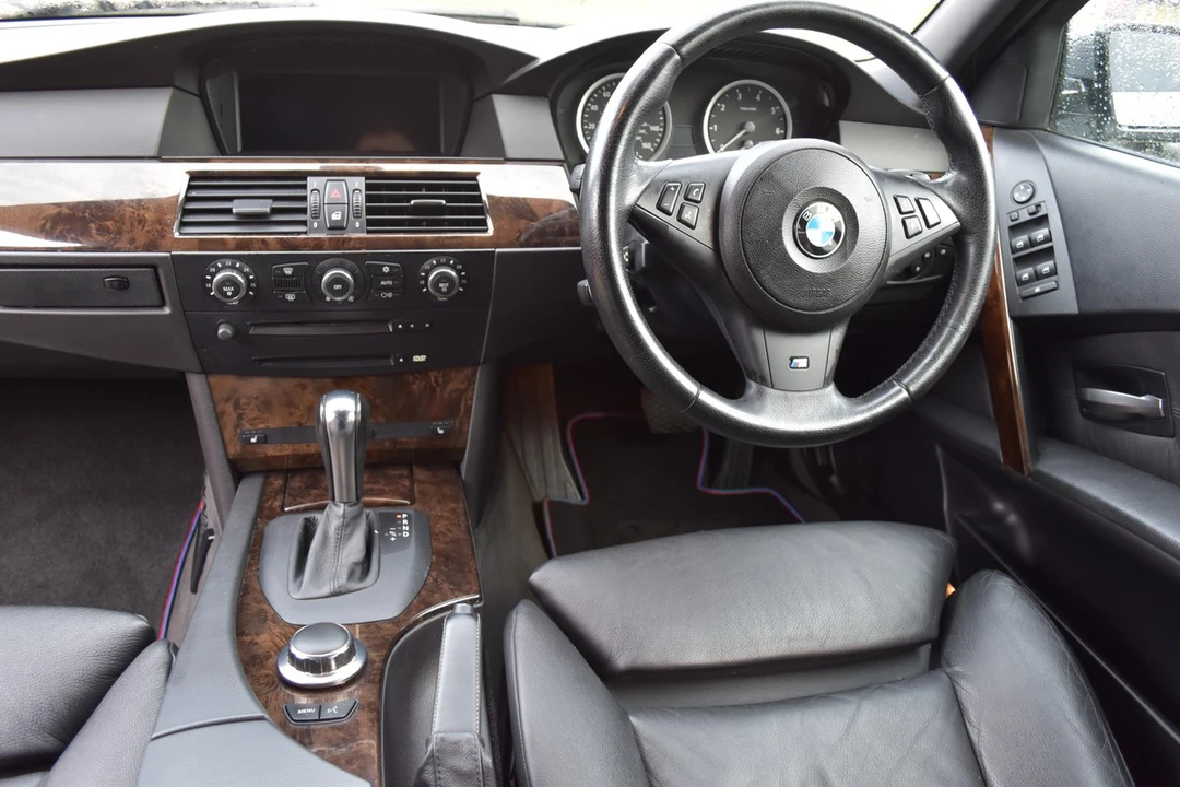 2006 BMW E61 545i & 550i Touring - Image 22 of 30