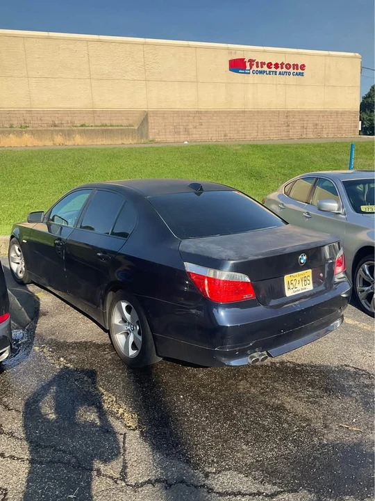 2006 BMW E60 5 Series Sedan - Image 2 of 3