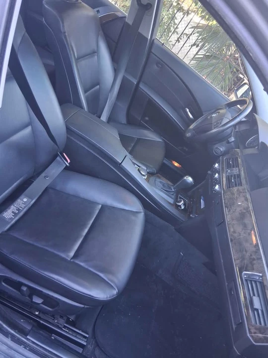 2006 BMW E60 5 Series Sedan - Image 8 of 9