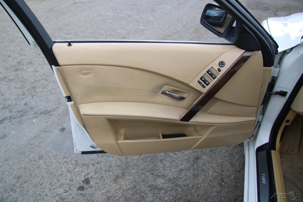 2006 BMW E60 5 Series Sedan - Image 14 of 21