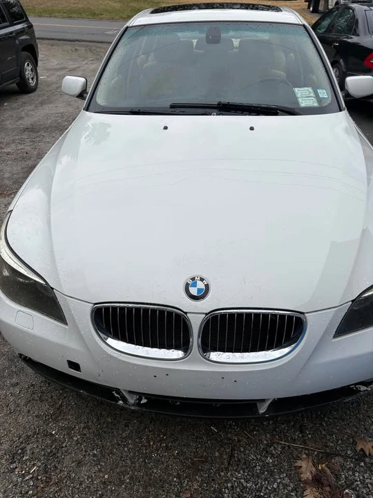 2006 BMW E60 5 Series Sedan - Image 3 of 4