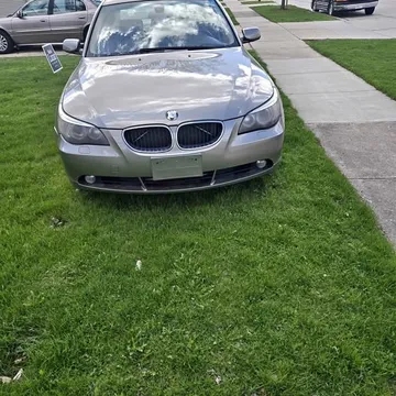 2006 BMW 5 Series 525xi Sedan 4D