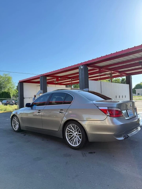 2006 BMW E60 5 Series Sedan - Image 2 of 5