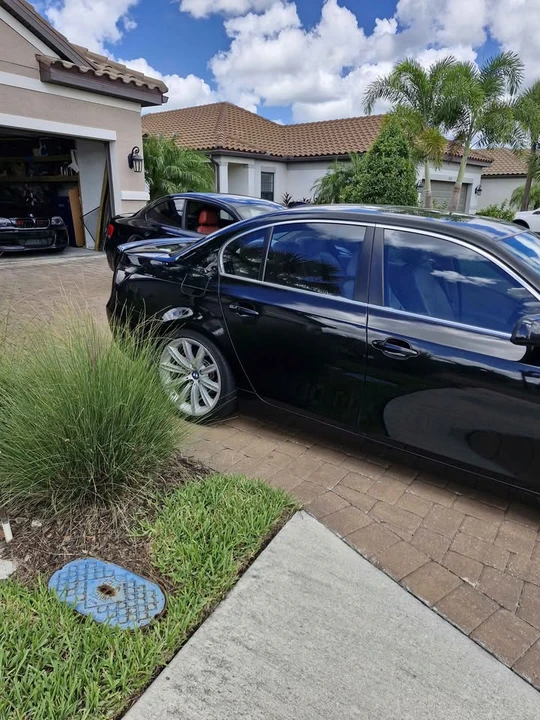 2006 BMW E60 5 Series Sedan - Image 2 of 10