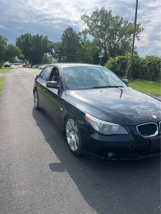 2006 BMW E60 5 Series Sedan - Image 2 of 11