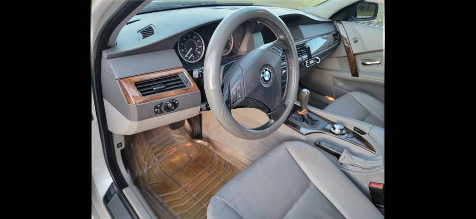 2006 BMW E60 5 Series Sedan - Image 2 of 5