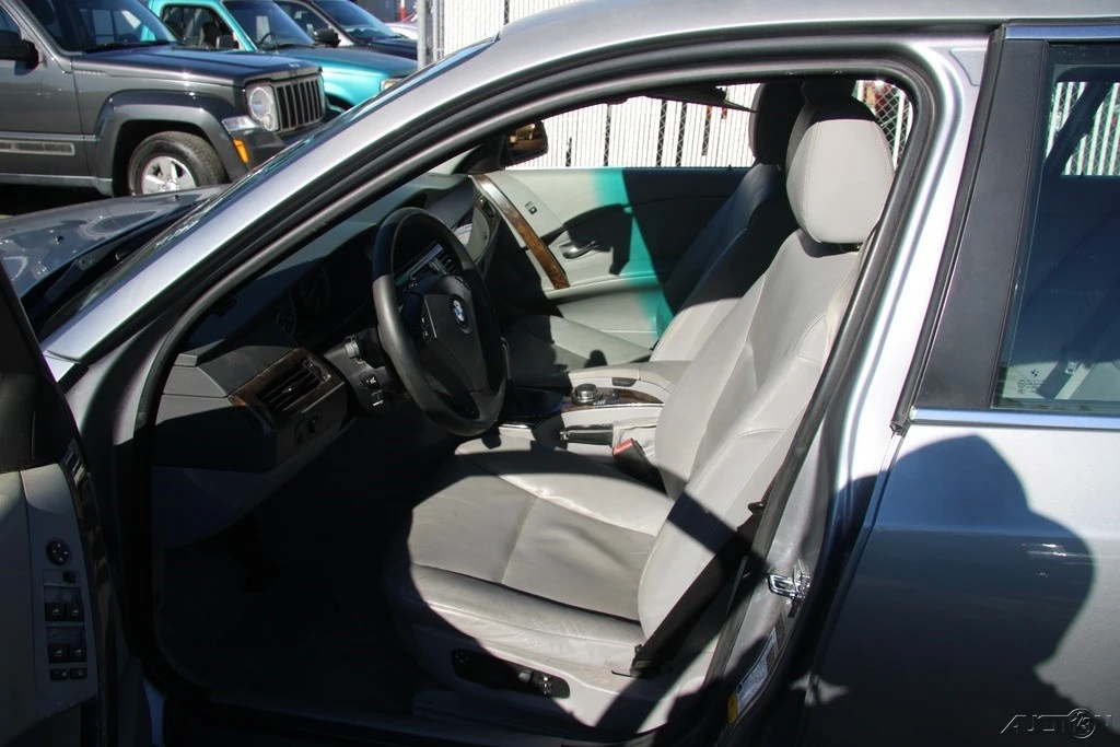 2006 BMW E60 5 Series Sedan - Image 13 of 21