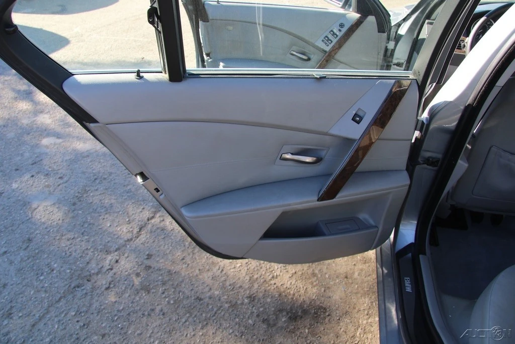 2006 BMW E60 5 Series Sedan - Image 19 of 21