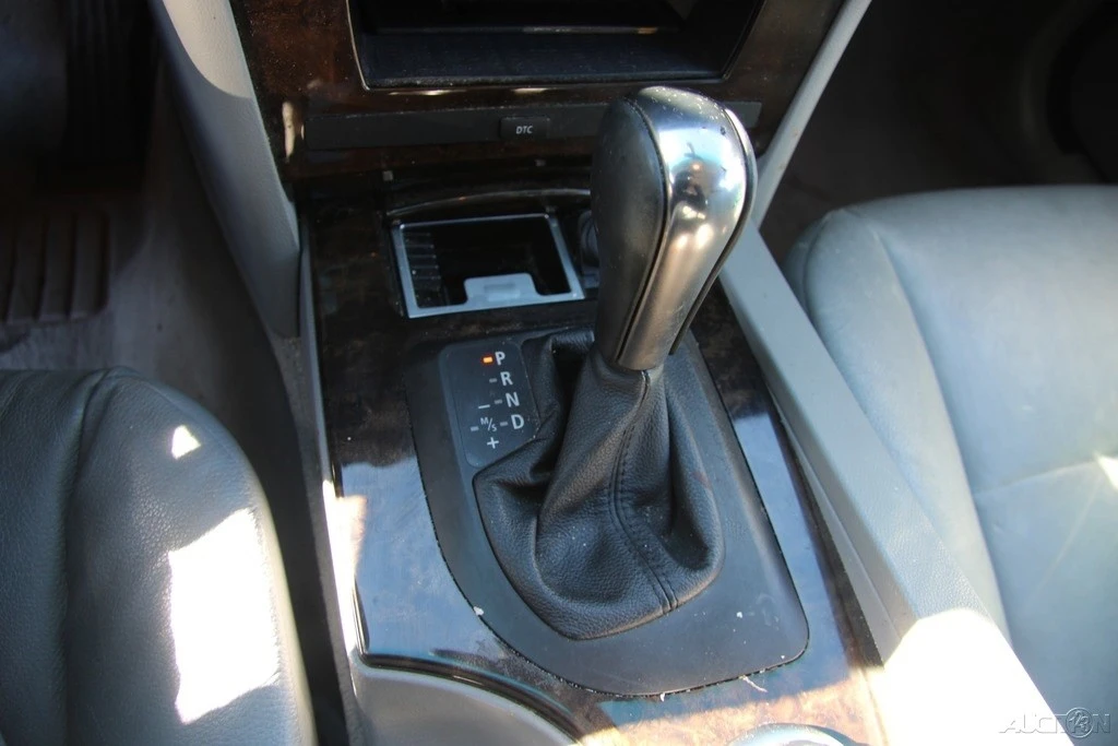 2006 BMW E60 5 Series Sedan - Image 18 of 21