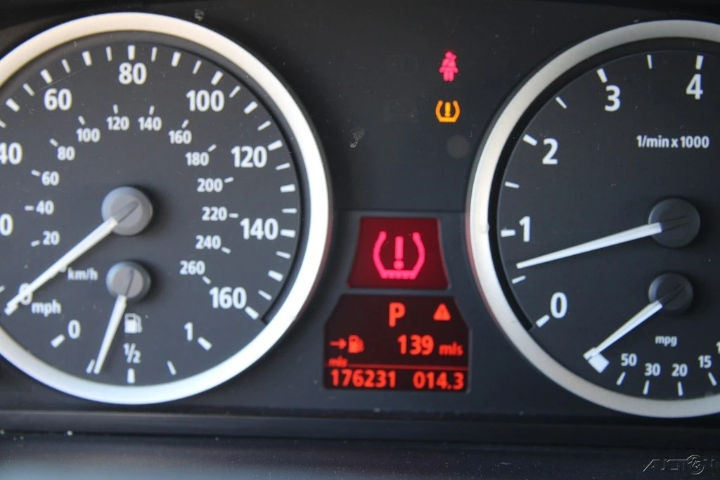 2006 BMW E60 5 Series Sedan - Image 16 of 21