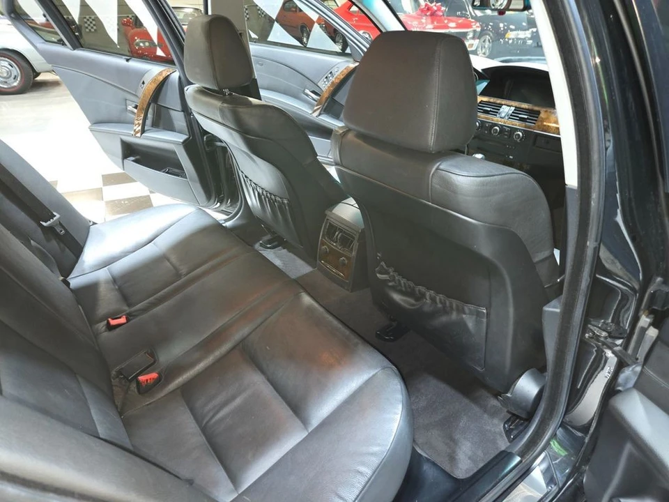 2006 BMW E60 5 Series Sedan - Image 10 of 12