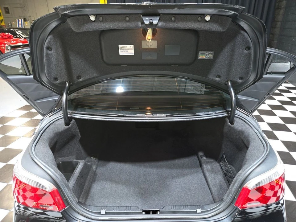 2006 BMW E60 5 Series Sedan - Image 6 of 12