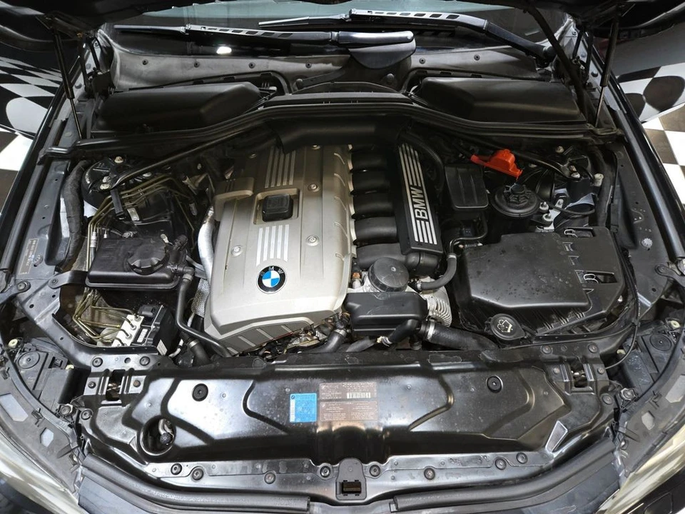 2006 BMW E60 5 Series Sedan - Image 5 of 12