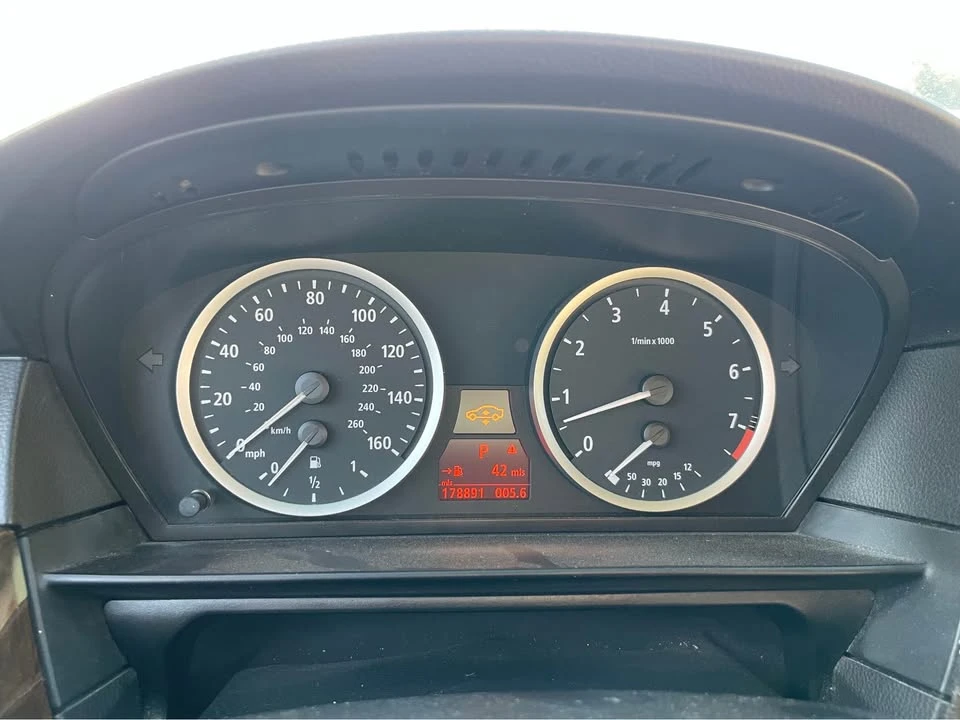 2006 BMW E60 5 Series Sedan - Image 11 of 12