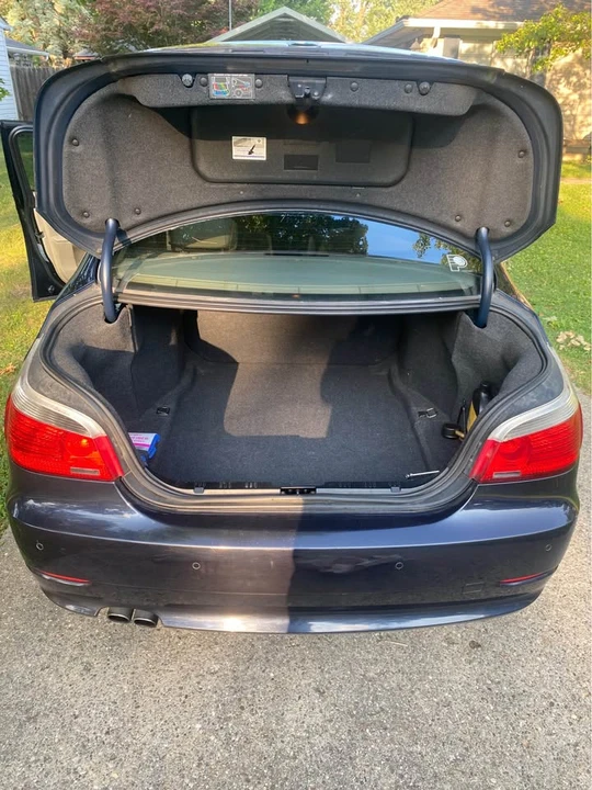 2006 BMW E60 5 Series Sedan - Image 10 of 15