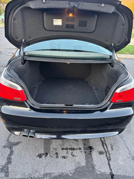 2006 BMW E60 5 Series Sedan - Image 12 of 17