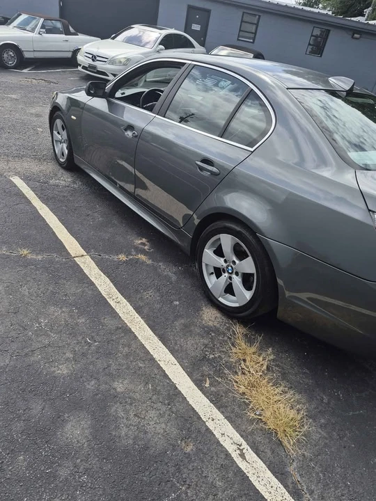 2006 BMW E60 5 Series Sedan - Image 2 of 9