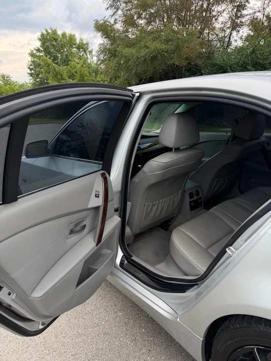 2006 BMW E60 5 Series Sedan - Image 11 of 18