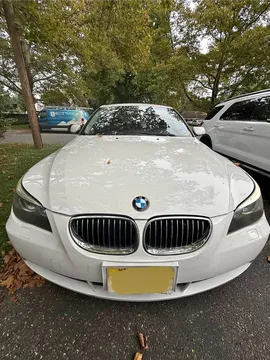 2006 BMW 5 Series 530xi Sedan 4D