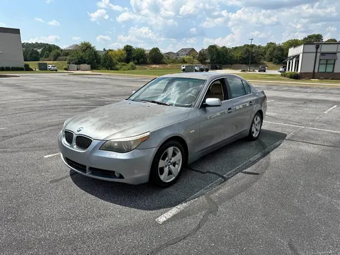 2006 BMW 5 Series 530xi Sedan 4D
