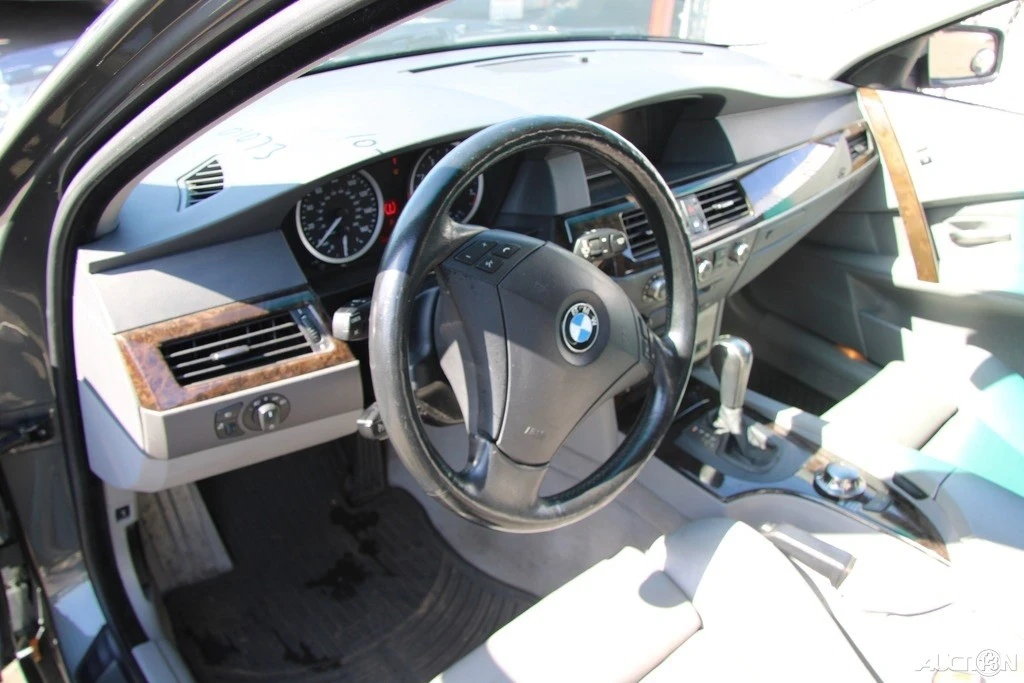 2006 BMW E60 5 Series Sedan - Image 14 of 21