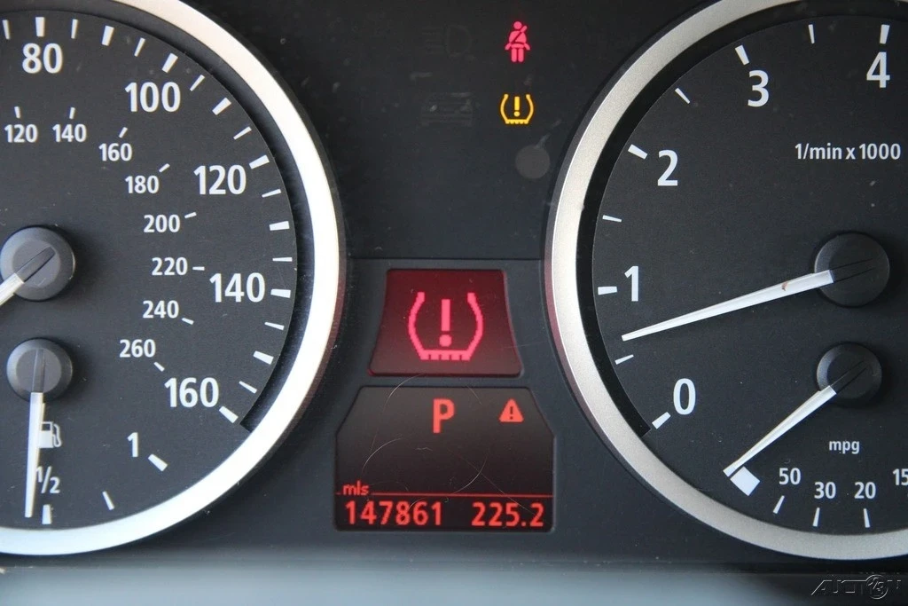 2006 BMW E60 5 Series Sedan - Image 16 of 21