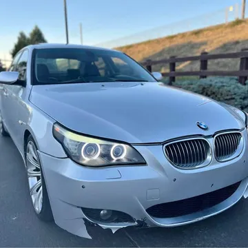 2006 BMW 5 Series 545i Sedan 4D