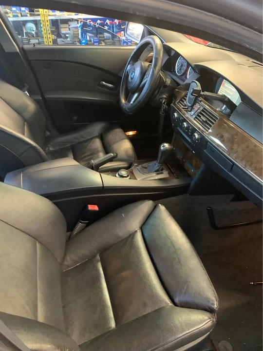 2006 BMW E60 545i & 550i Sedan - Image 6 of 9