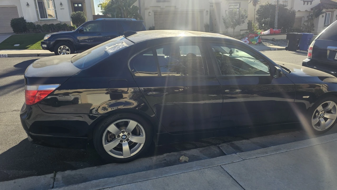 2006 BMW E60 5 Series Sedan - Image 5 of 8