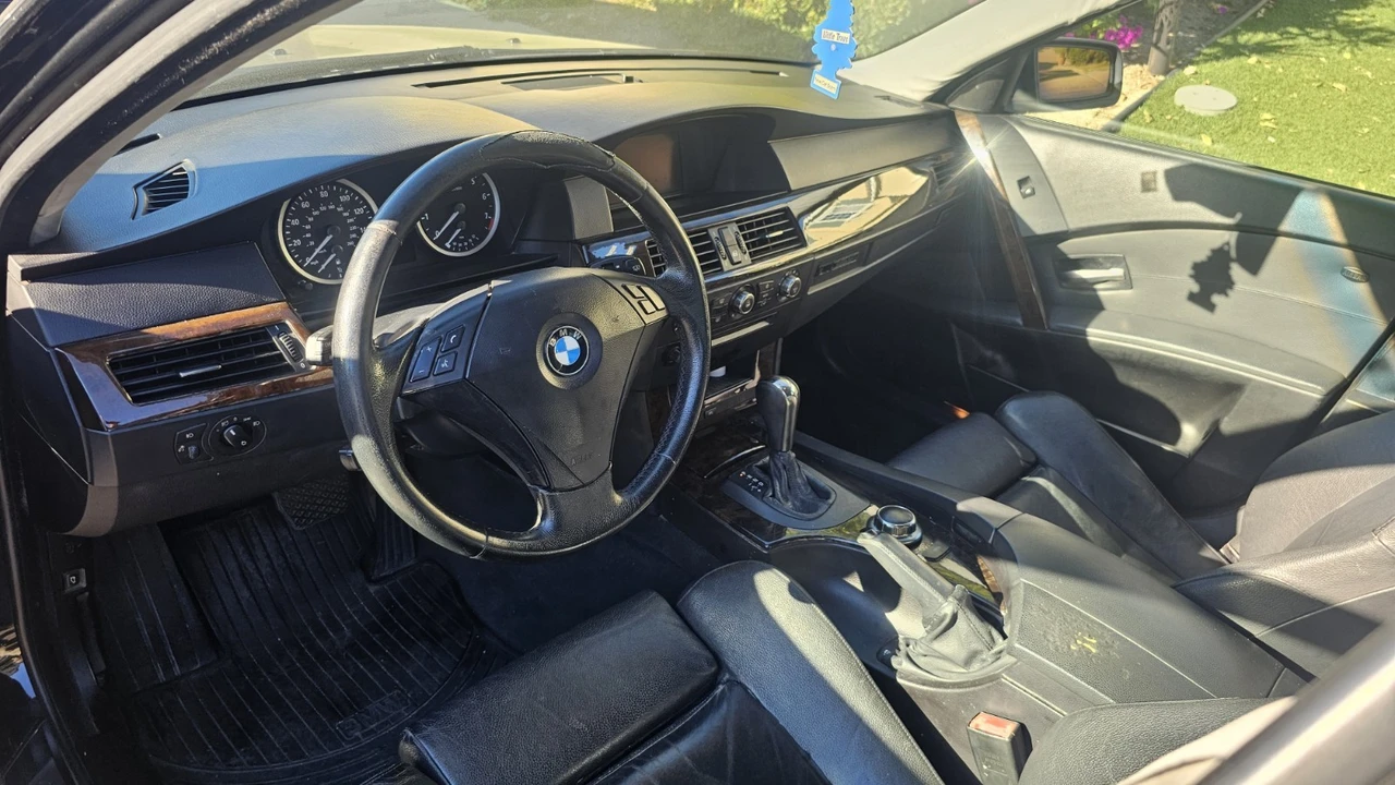 2006 BMW E60 5 Series Sedan - Image 6 of 8