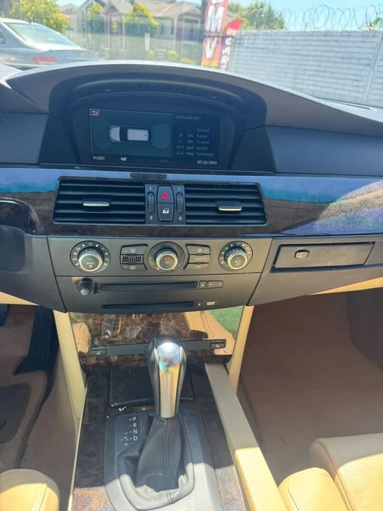 2006 BMW E60 5 Series Sedan - Image 12 of 19