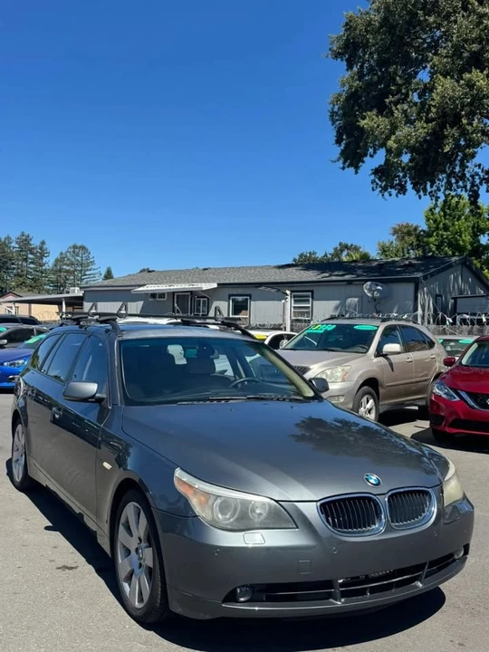 2006 BMW E60 5 Series Sedan - Image 2 of 19