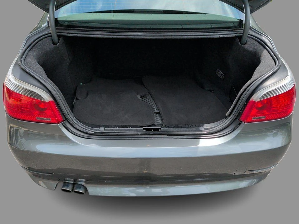 2006 BMW E60 5 Series Sedan - Image 13 of 20