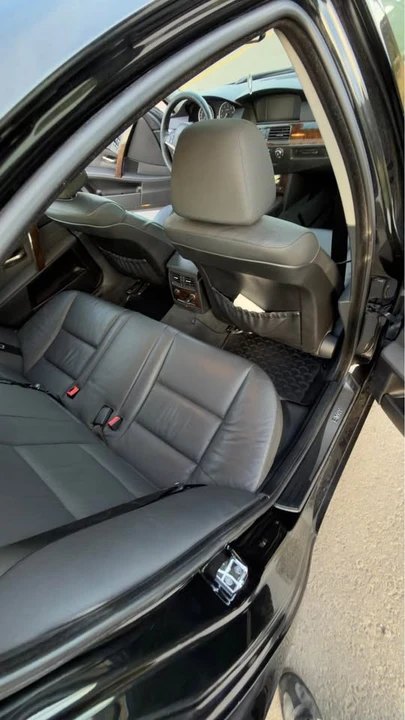 2006 BMW E60 5 Series Sedan - Image 10 of 12