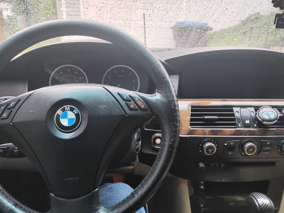 2006 BMW E60 5 Series Sedan - Image 9 of 11