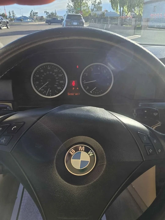 2006 BMW E60 5 Series Sedan - Image 6 of 9