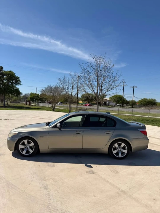 2006 BMW E60 5 Series Sedan - Image 2 of 18