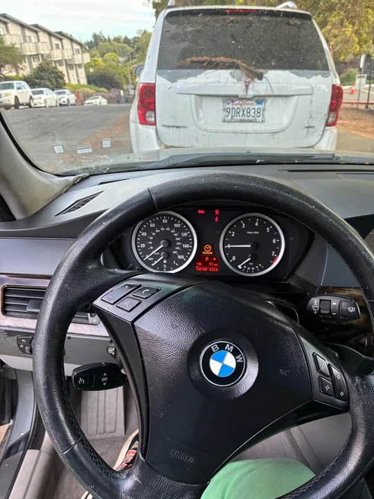 2006 BMW E60 5 Series Sedan - Image 10 of 11