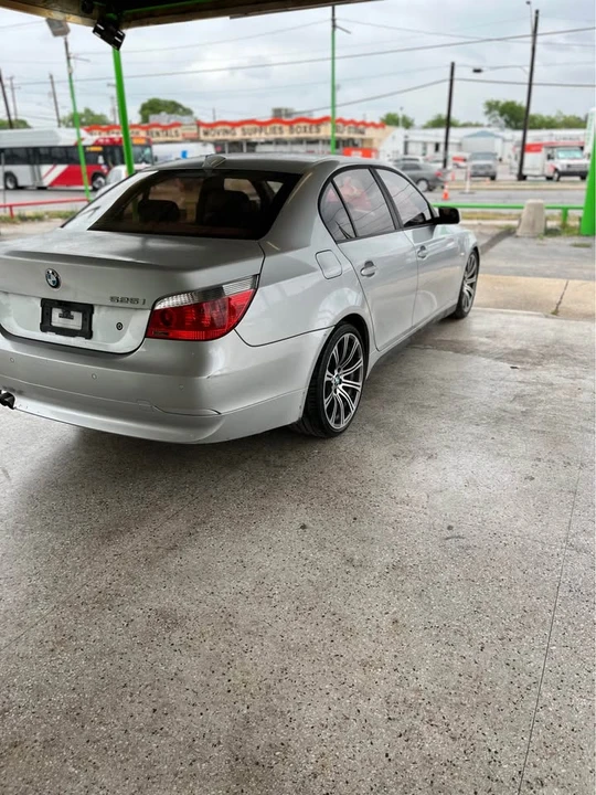 2006 BMW E60 5 Series Sedan - Image 2 of 8