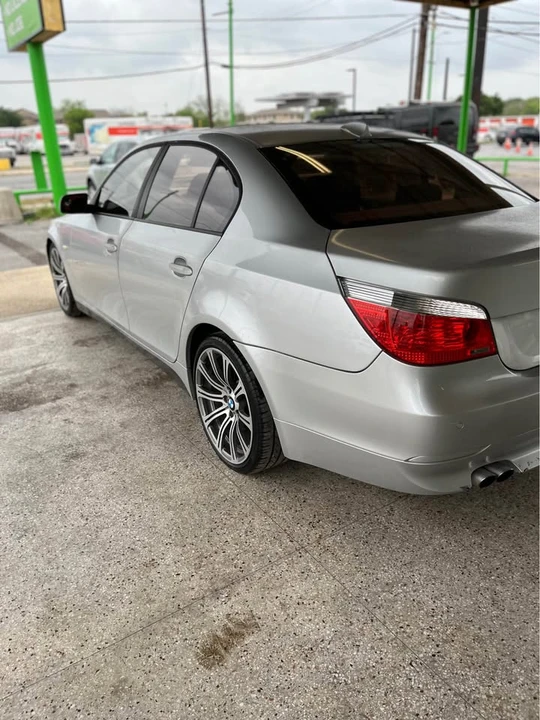 2006 BMW E60 5 Series Sedan - Image 7 of 8