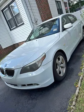 2006 BMW 5 Series 525xi Sedan