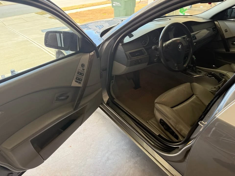 2006 BMW E60 5 Series Sedan - Image 2 of 20