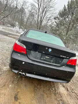 2006 BMW 5 Series 530xi Sedan