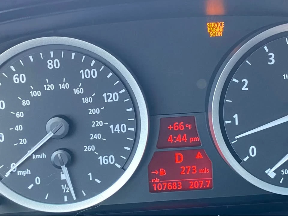 2006 BMW E60 5 Series Sedan - Image 10 of 11