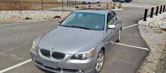 2006 BMW 5 Series 530xi Sedan