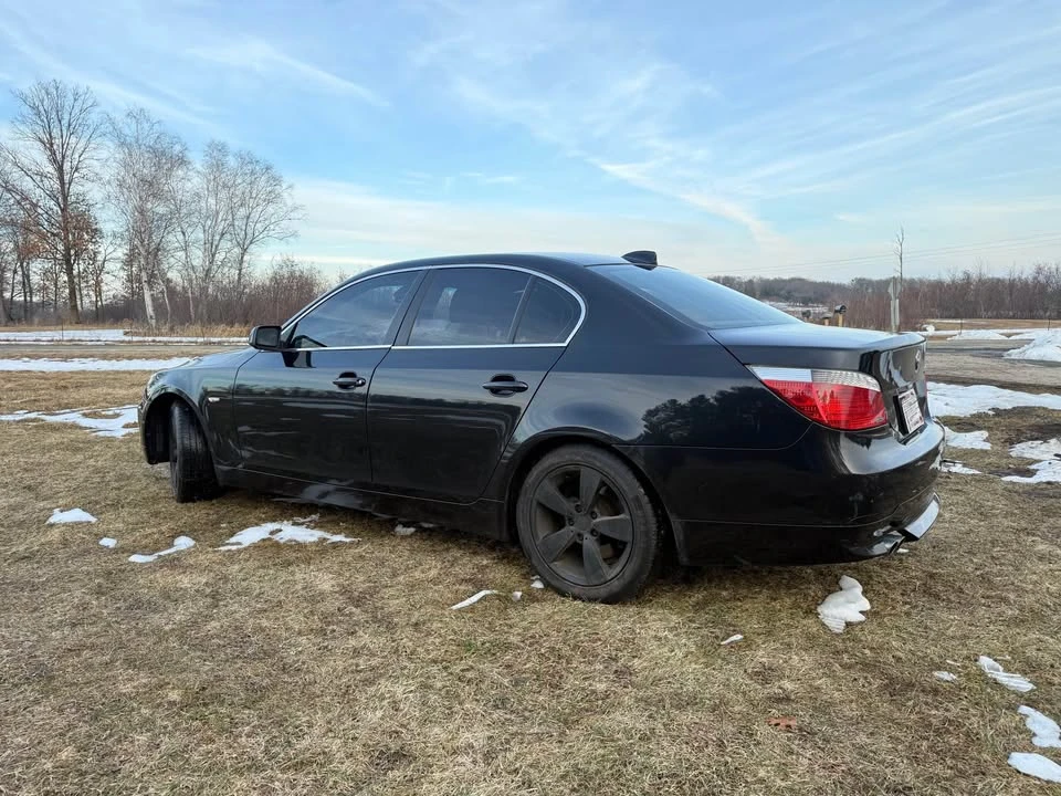 2006 BMW E60 5 Series Sedan - Image 2 of 3