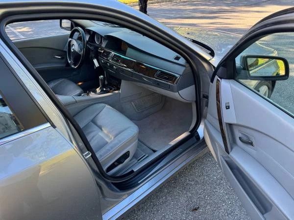 2006 BMW E60 5 Series Sedan - Image 14 of 21