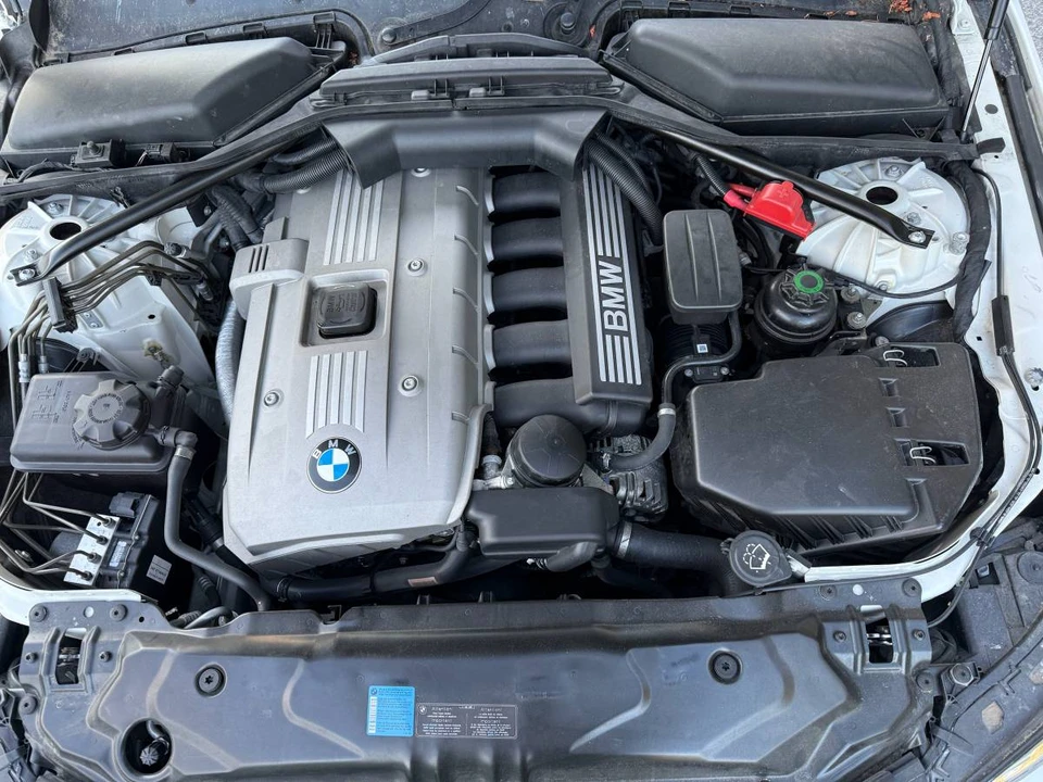 2006 BMW E60 5 Series Sedan - Image 14 of 19